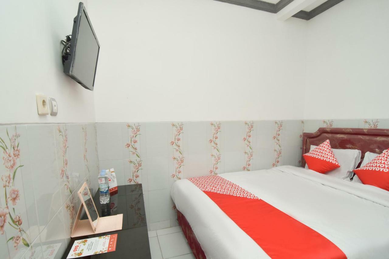 Dua Putri Villa Pasuruan Buitenkant foto